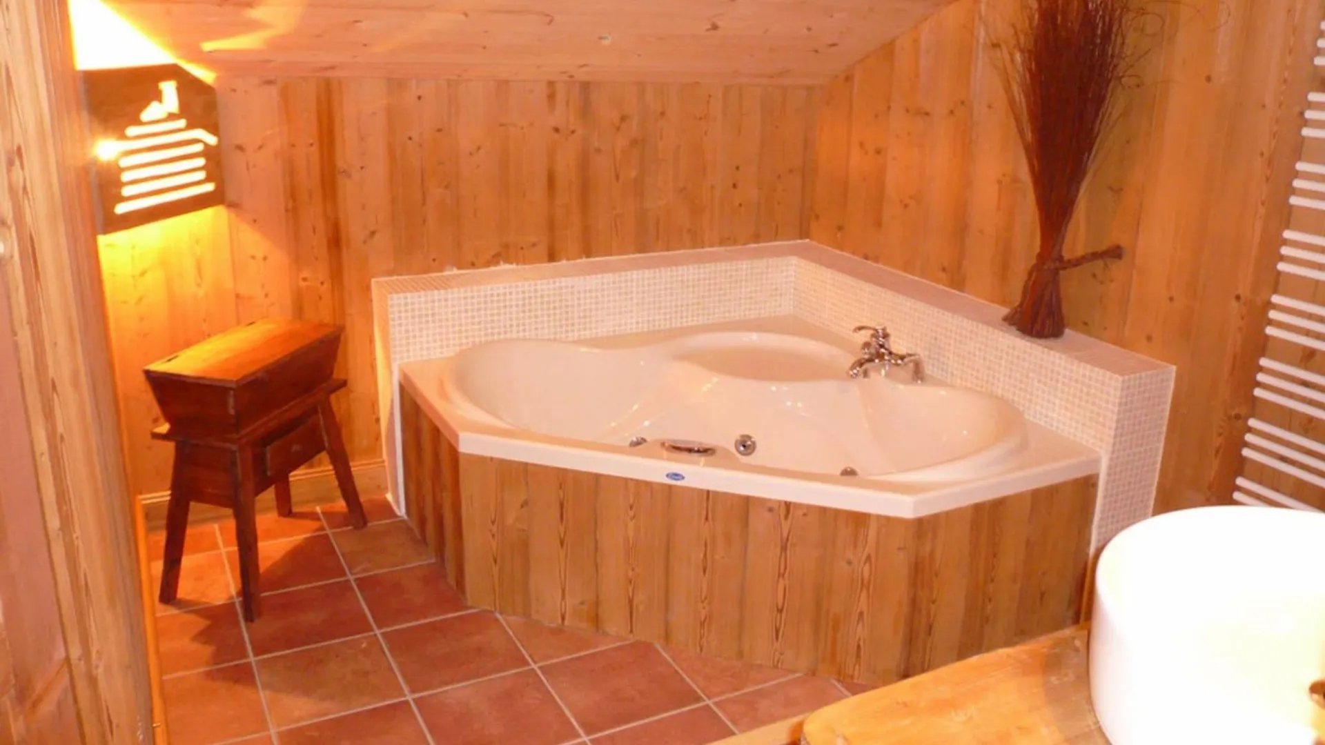 Apartment Spacieux T6 Avec Jacuzzi, Sauna Et Jardin Pres Des Commerces Et Pistes Au Grand-Bornand Village - Fr-1-467-89 Le Grand-Bornand